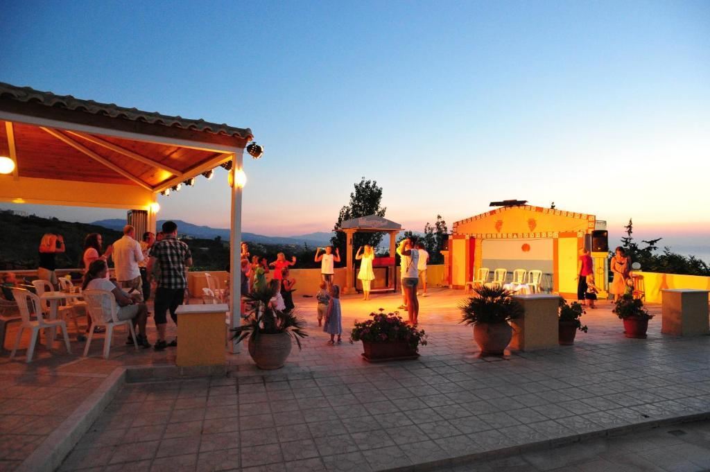 Rethymno Mare & Water Park Hotel สกาเลตา ภายนอก รูปภาพ