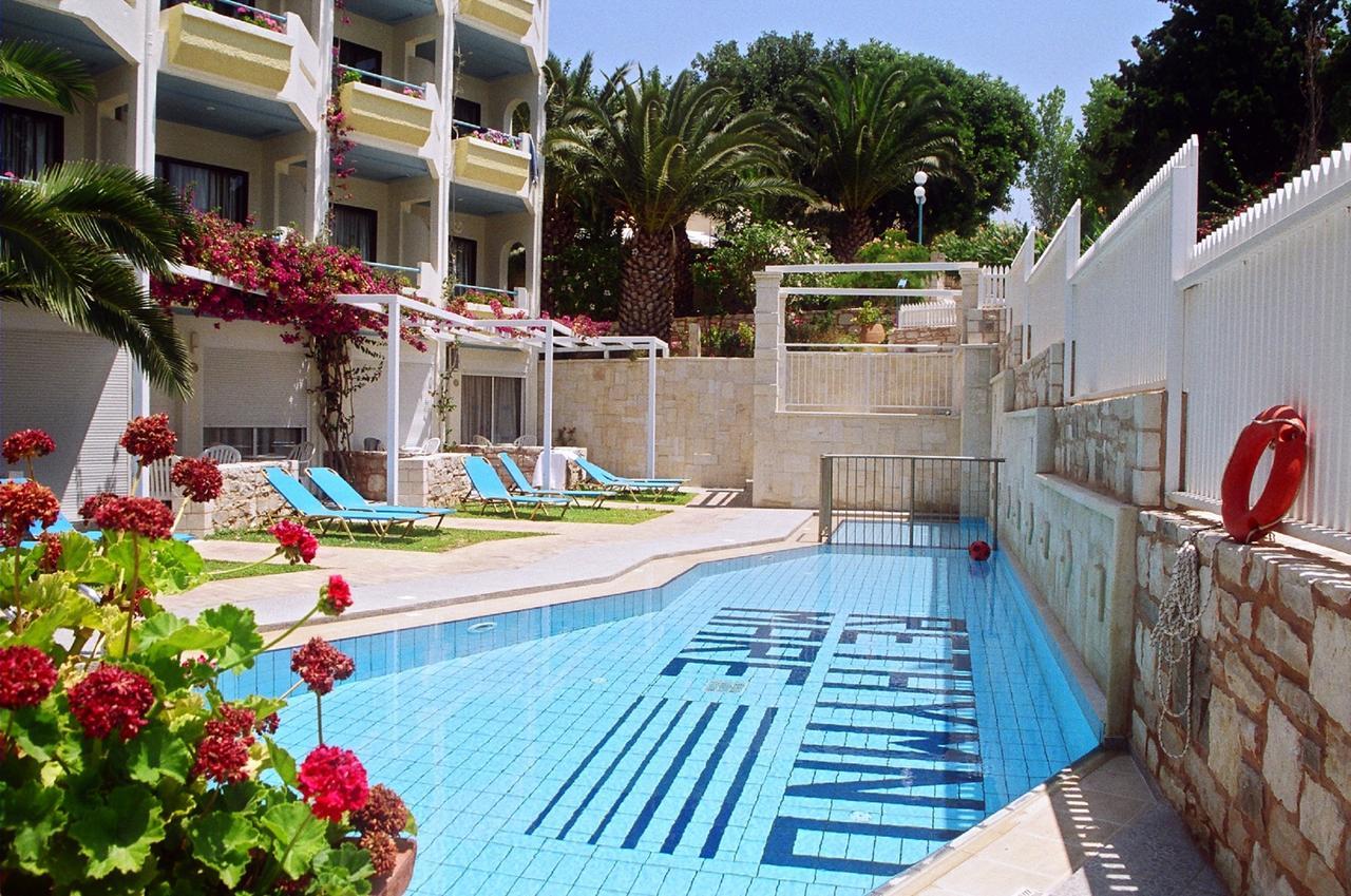Rethymno Mare & Water Park Hotel สกาเลตา ภายนอก รูปภาพ